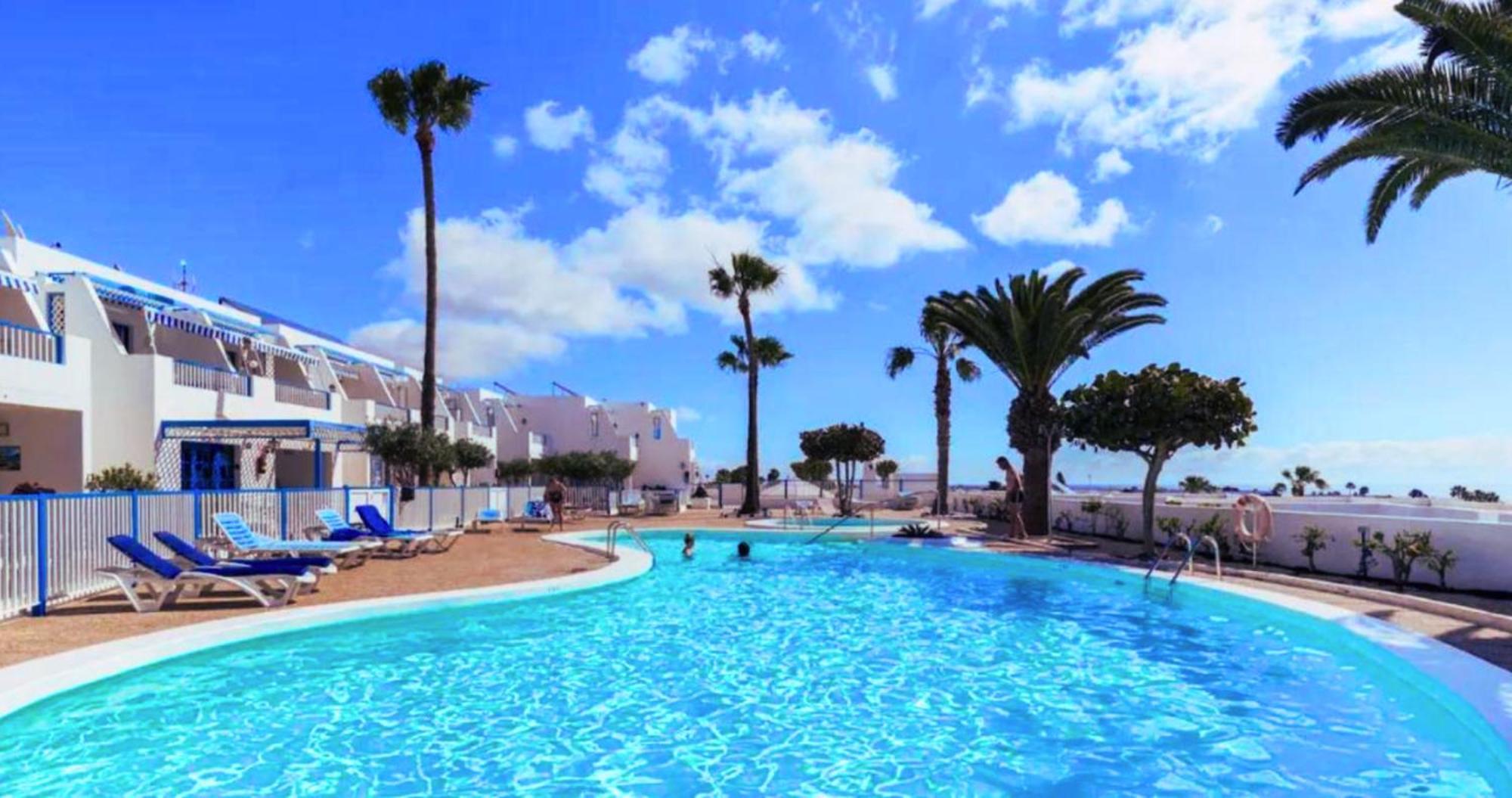 Apartment Vista Oceano&piscina, Aircon Y Wifi Rapido Pdc